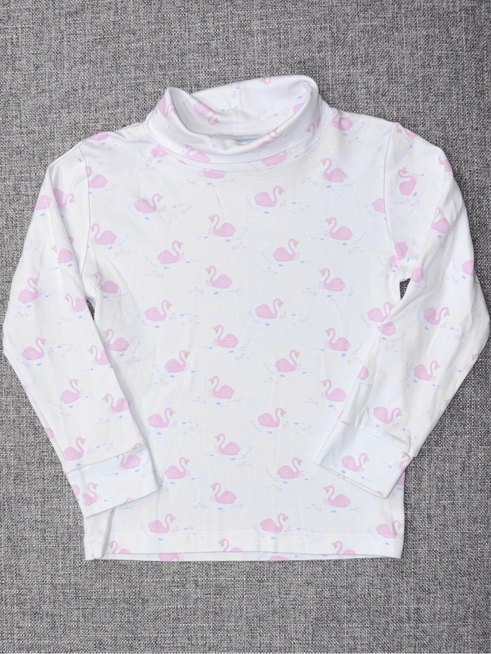 Little English size 6 Pima cotton swan turtleneck EUC